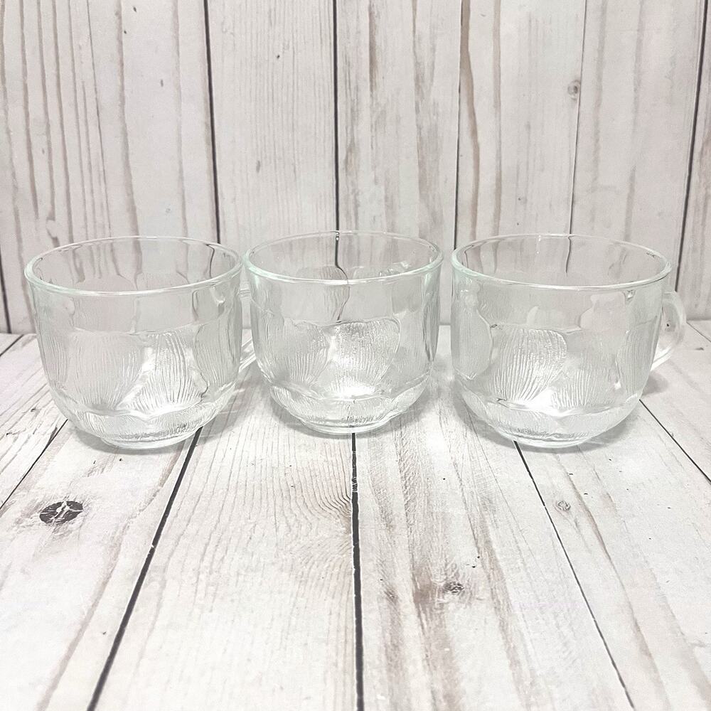 Vintage Arcoroc Fleur Cups Good For Replacement Or Regular Use Set of 3